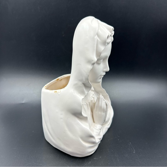 Porcelain Praying Blessed Mother Planter - Picture 7 of 12